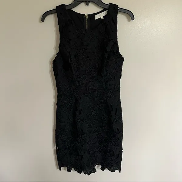 ASTR The Label Textured Crochet Lace‎ Floral Sheath Dress Sleeveless Black Sz S - Image 3