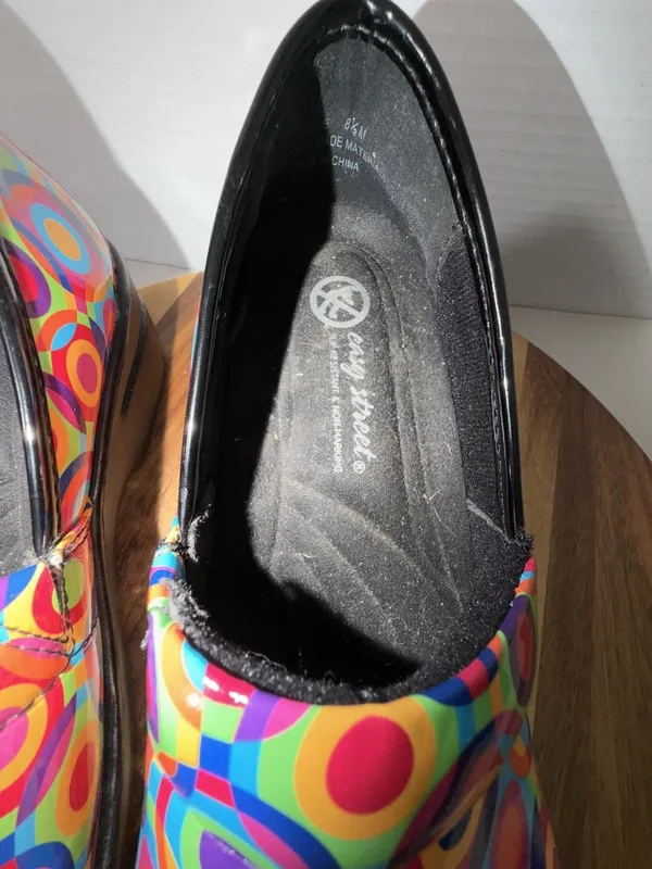 Easy Street Bind Slip Resistant Work Clogs Multi Color Circles - Image 2
