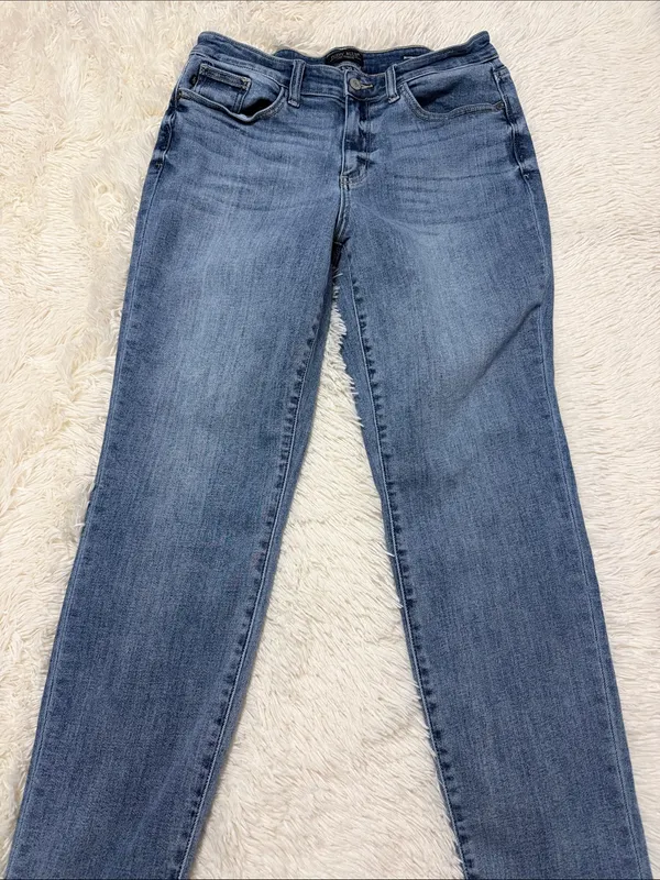 Judy Blue Boyfriend Fit Jeans - Image 3