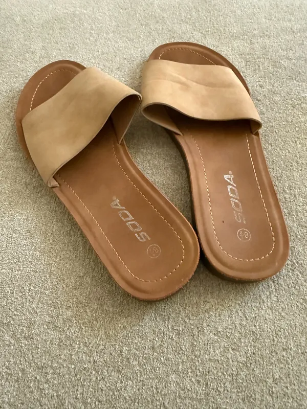 Soda Sandals - Image 2