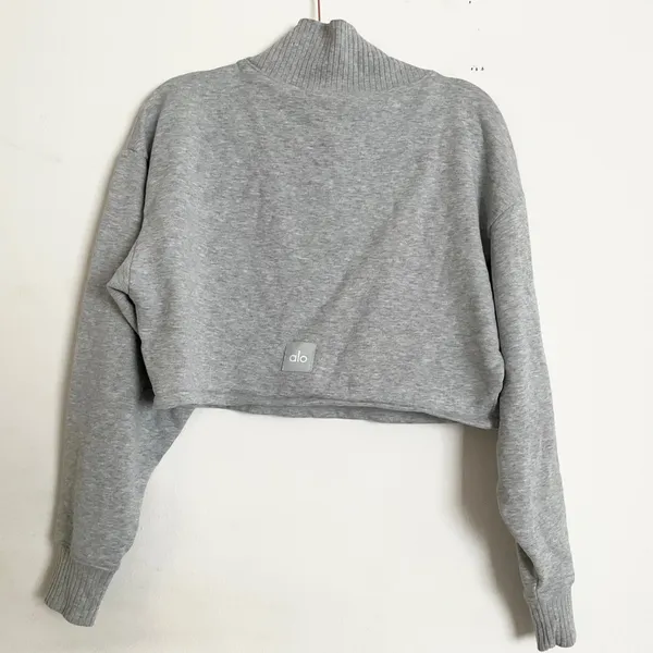 Alo Yoga Cropped Serenity Coverup Athletic Heather Grey M - Image 5