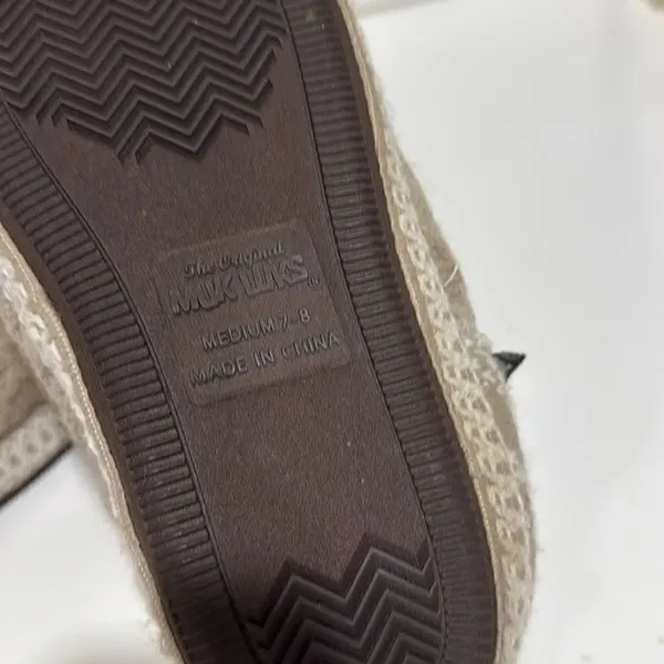 Muk Luks Women's Leigh Slippers EUC Size 7 - Image 6