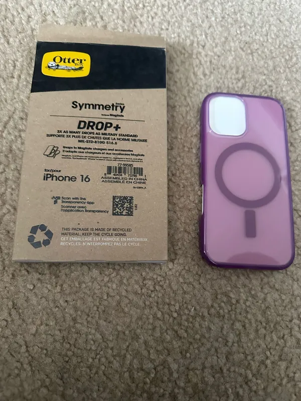OtterBox iPhone 16 Symmetry Series Clear Case - Image 2
