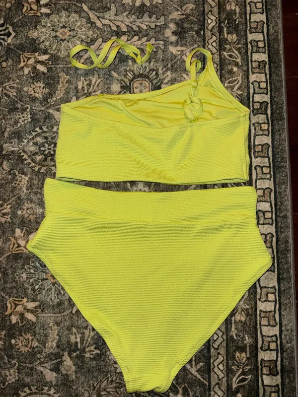 Old Navy Swimsuit - Image 2