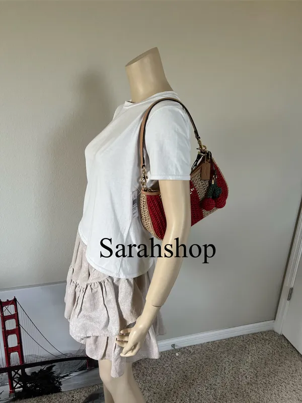 Coach Teri Shoulder Bag With Stripes And Charm - Image 7