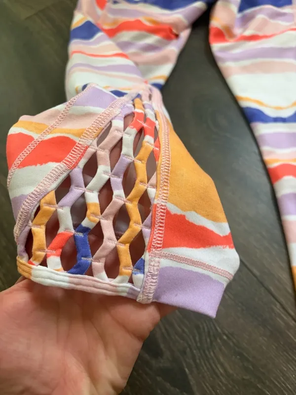 Lululemon Striped Watercolor Print Active Leggings in Orange, Blue, Pink - Image 4