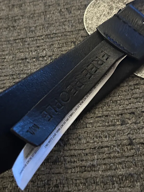 New Free People Celestial Buckle Black Leather Belt Size M/L - Image 5