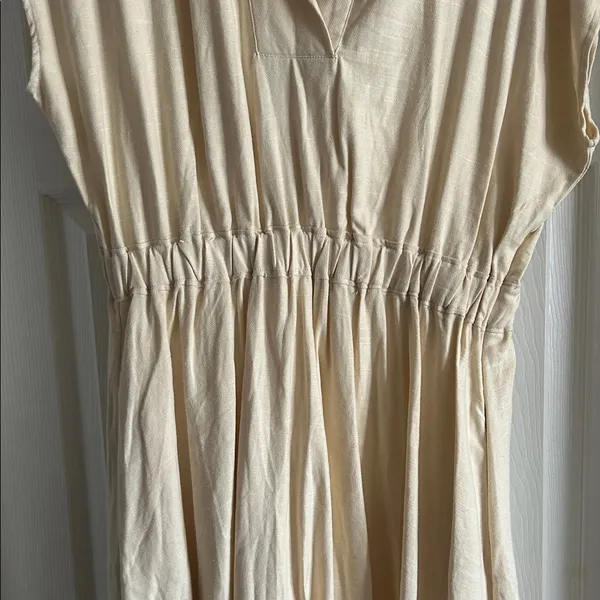 MelloDay Cream Short-Sleeve Collared Midi Dress - Image 4
