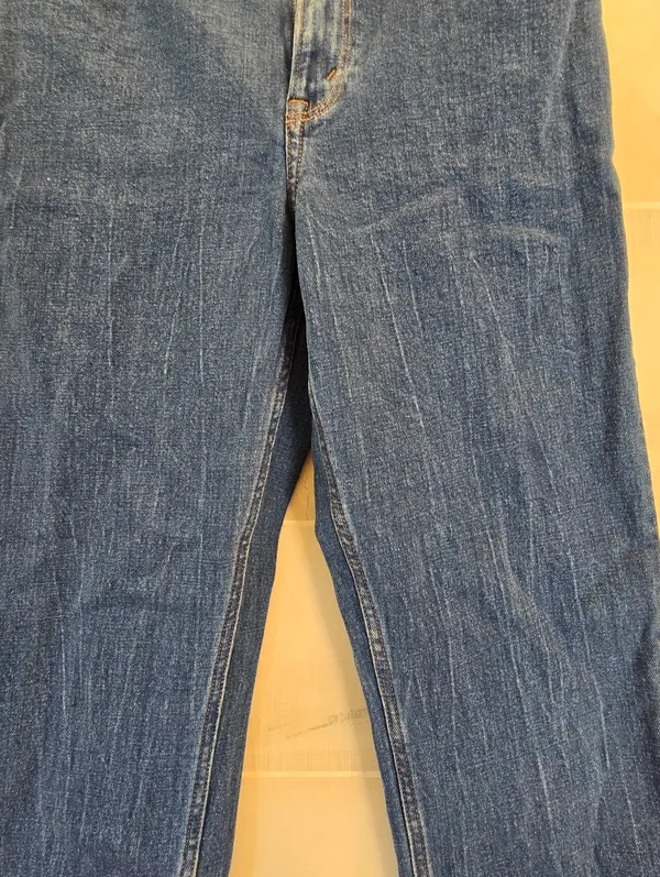 {29/8} Abercrombie & Fitch The Mom Hifh Rise Blue Jeans - Image 6
