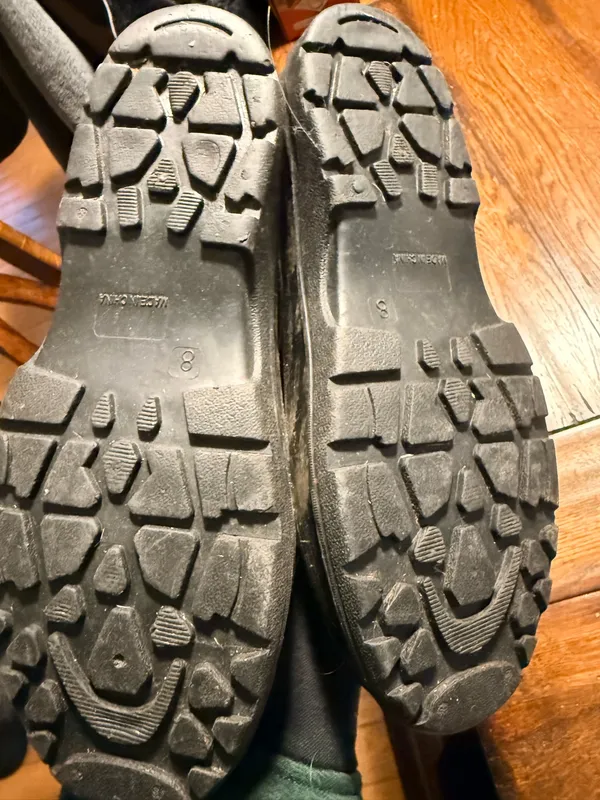 Rain boots sz 8 Black - Image 3