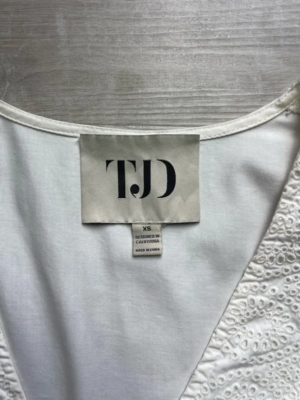 TJD The Jetset Diaries After Forever Embroidered Bell Sleeves Top Size XS - Image 4