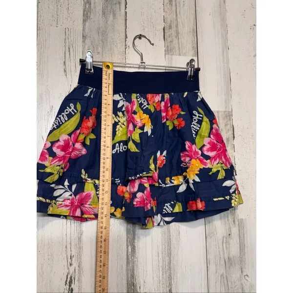 Hollister Floral Ruffle Mini Skirt Navy Size S - Image 5