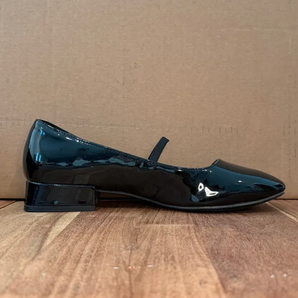 Madden Girl | 9.5M | Egret Rose Black Patent Leather Slip-On Women's Flats - Image 7