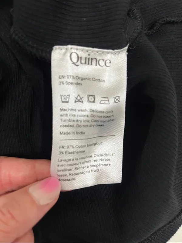 Quince Organic Cotton Micro-Rib Button Down Tee in Black size L - Image 4