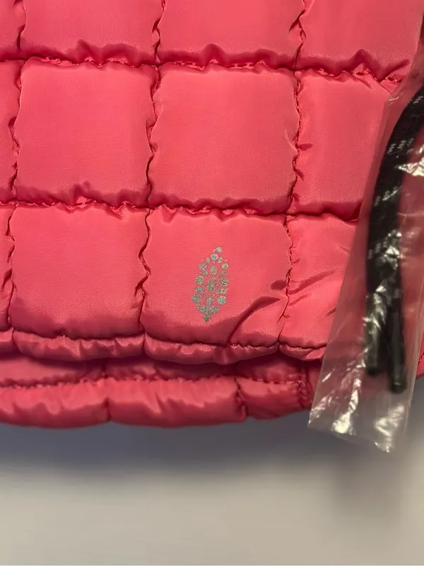 Free People Quilted Hot Pink Puffer Crossbody Bag - Image 2