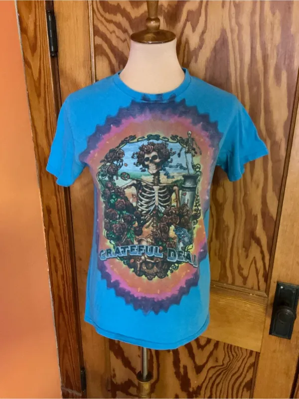 Liquid Blue Grateful Dead Bertha Skeleton Roses Tie Dye Graphic T-Shirt Small - Image 5