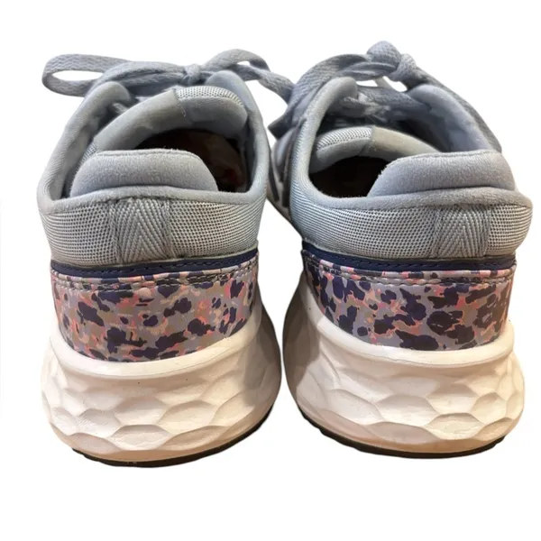 New Balance Women's Fresh Foam X70 V1 shoe size 8 - Image 4