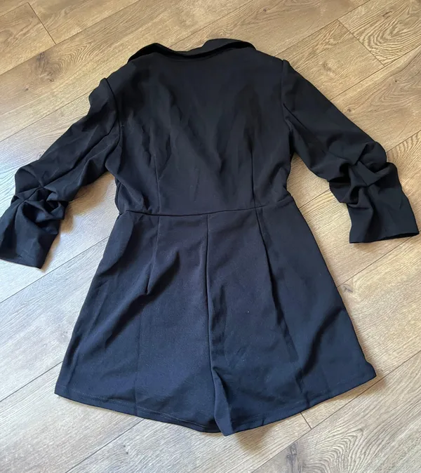 Jumpsuit Size S petite - Image 3