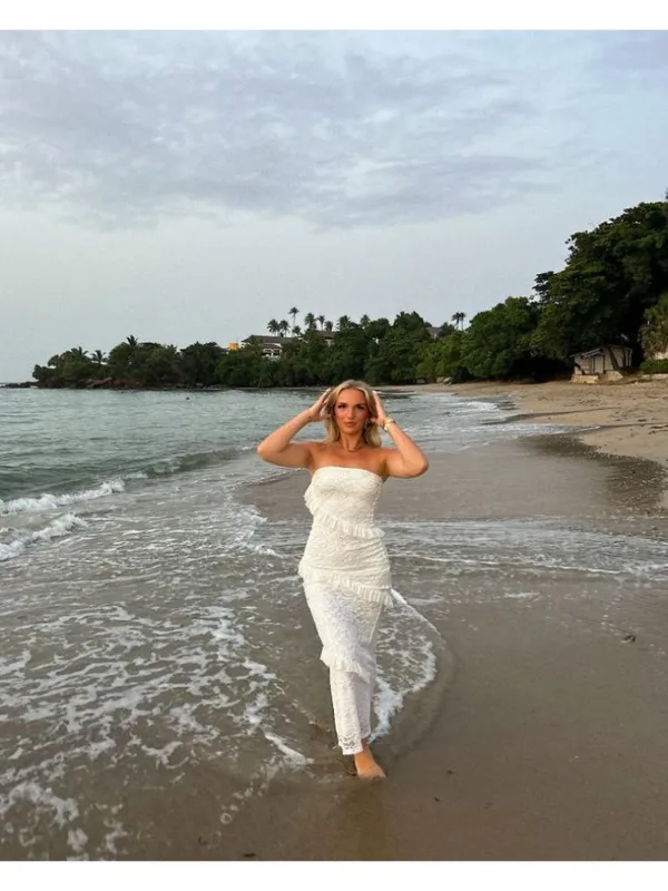 MORE TO COME Xandra Maxi Dress in Ivory XSmall New Womens Long Gown - Image 8