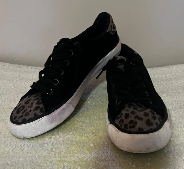 Boutique Leapord Print Slip On Canvas Sneakers - Image 2