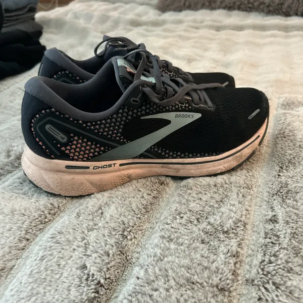 Brooks Shoes Women’s - Image 2