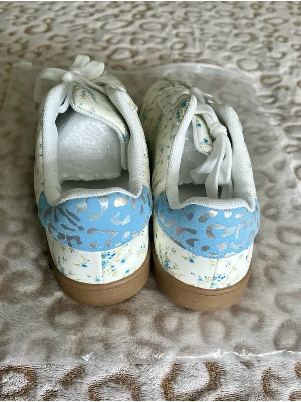 Floral White & Blue Lace-Up Sneakers - Image 3