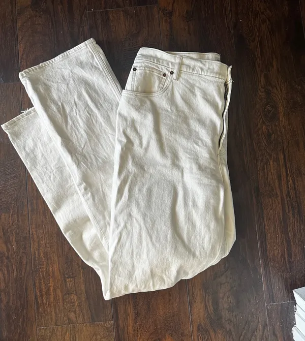 Abercrombie the 70’s vintage flare ultra high rise curve love long white jeans - Image 2