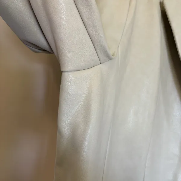 Avec Les Filles Faux Leather Structured Boyfriend Blazer Cream‎ Beige XL - Image 6
