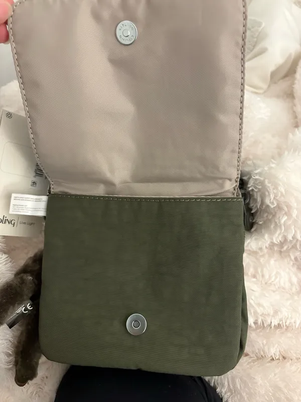 NWT Kipling Green Crossbody Bag - Image 4