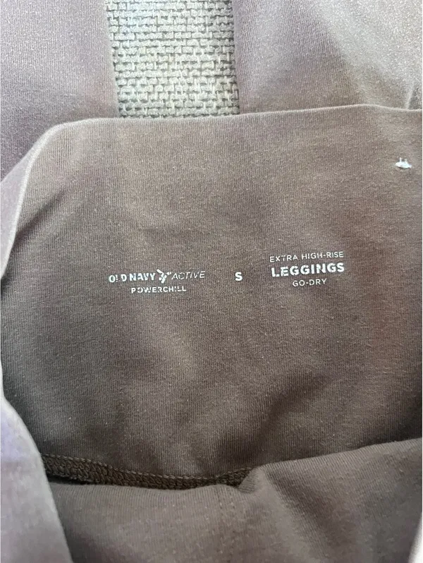 Old Navy Active Leggings - Image 3