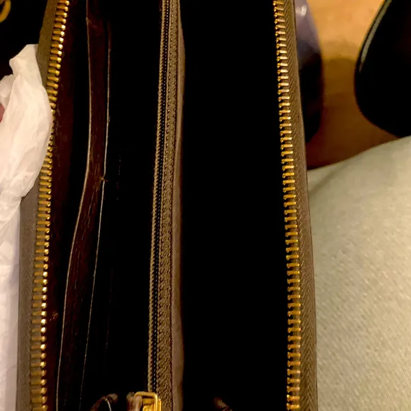 Fendi Zippy‎ wallet - Image 7