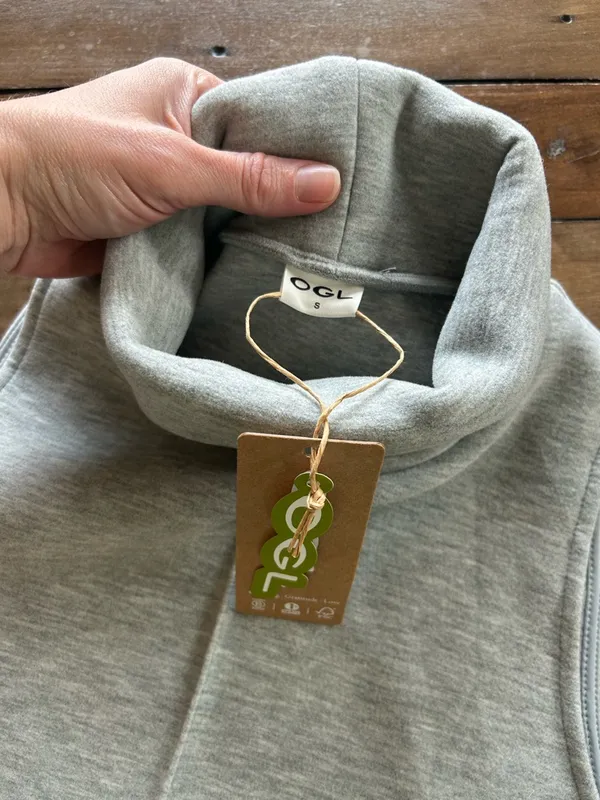 NWT OGL Turtleneck Split Hem Gray Tank Top S - Image 2