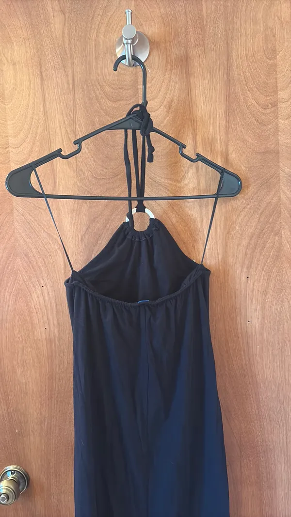 Old Navy Backless black maxi dress - Image 2
