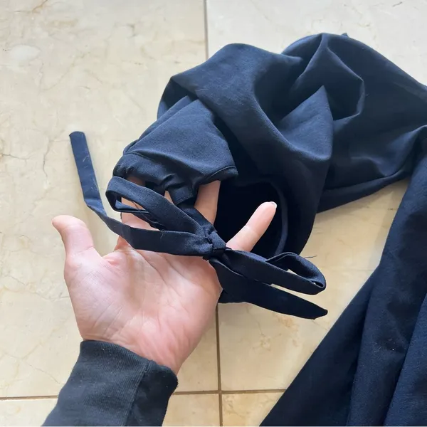 Do+Be Black Offshoulder Blouse Sz Small - Image 2