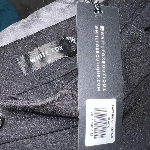 White Fox Boutique Last Night Pants in Black Size Medium New with tag - Image 6