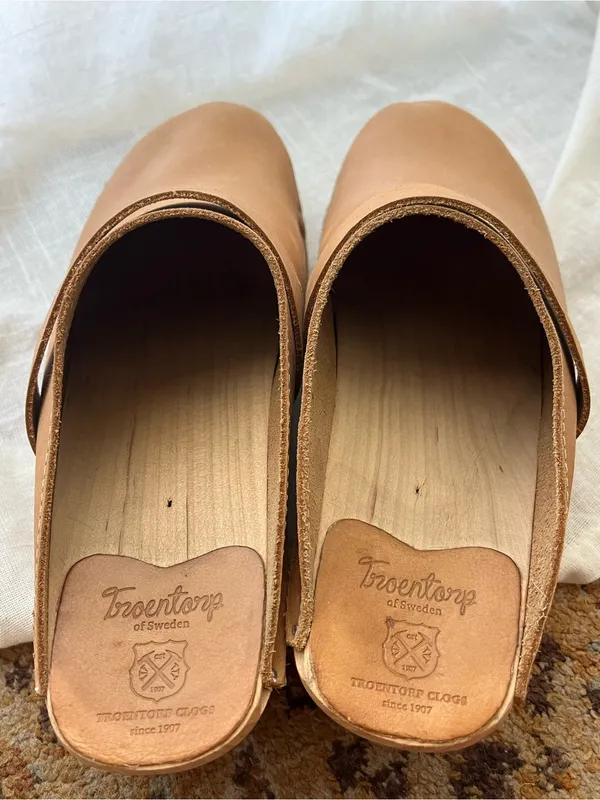 Troentorp Of Sweden• Brown Leather Clogs• Sz 38 - Image 4