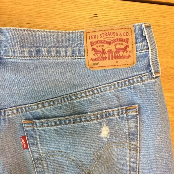 Levi’s 501 Jean shorts 32 button-fly medium wash distressed - Image 6