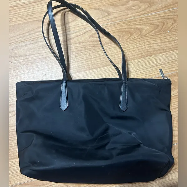 Kate Spade Classic Black Tote - Image 3