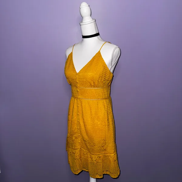 NWT Gianni Bini Mustard Lace Boho Dress - Image 5
