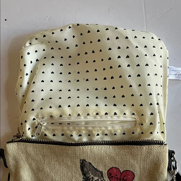 Brighton Chic Cream and Black with silver lining & prints on both sides - Image 8