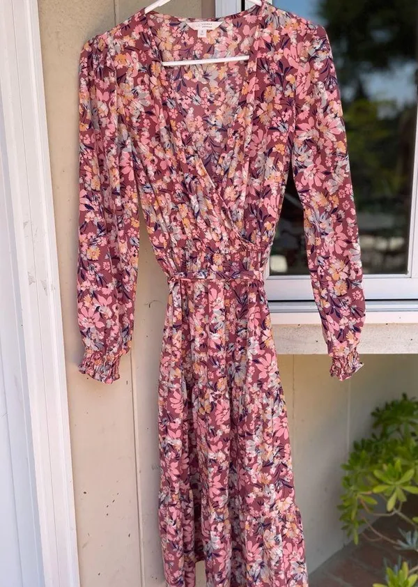 Beautiful LC floral midi dress - Image 4