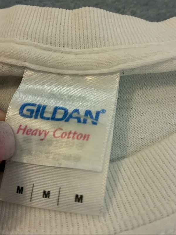 Women’s Gildan Heavy Cotton Short Sleeve Fox White Graphic Logo Tee Size Medium - Image 3
