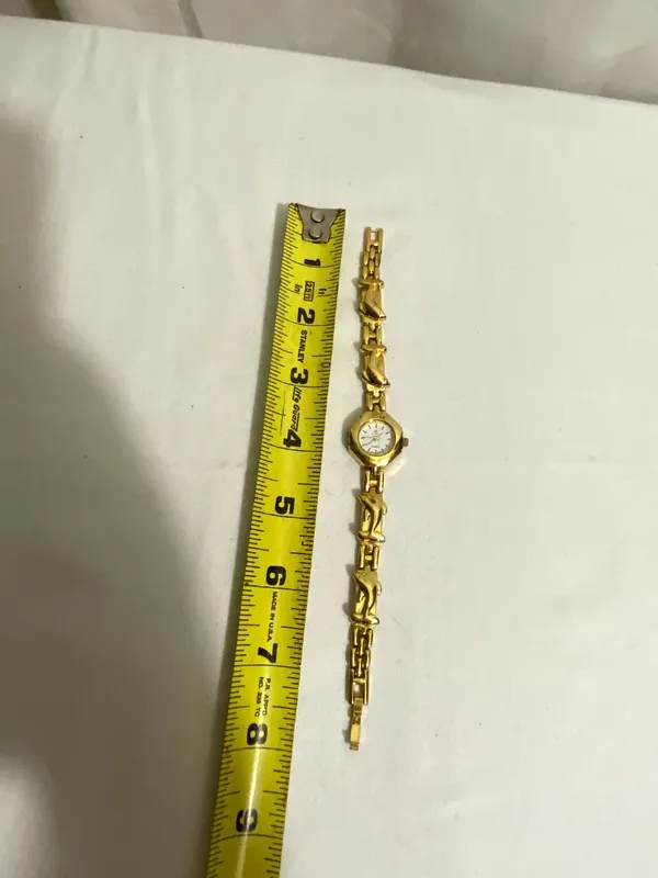 Almas Dolphin Link Bracelet Watch Gold Tone Quartz Womens Novelty Dolphin Watch - Image 8