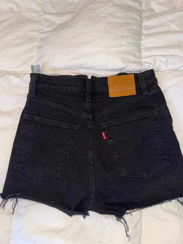 Levi’s Ribcage Shorts Denim - Image 2