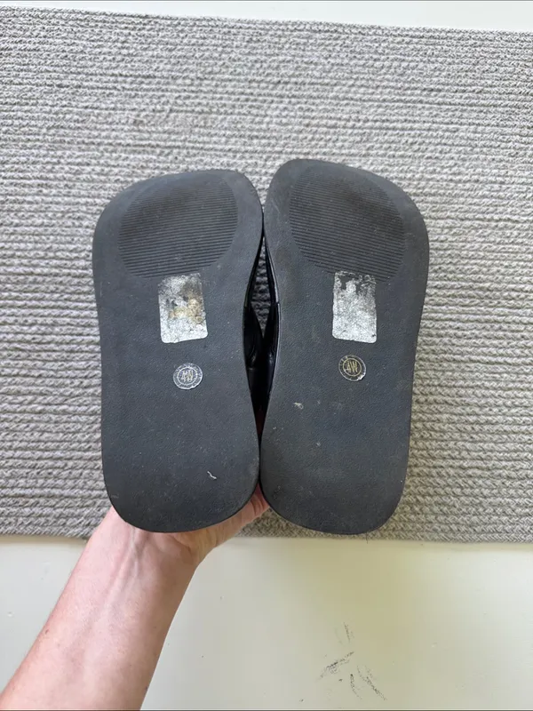ASOS Black Padded Flip Flop Platform Sandals Sz 6 - Image 6