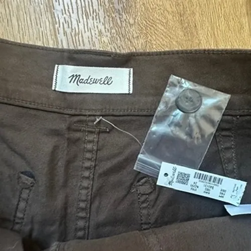 NWT Madewell The Essex Baggy Utility Short in Dark Brown Size 24 - Image 3