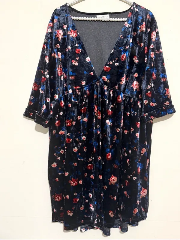 Natural Life Stella V-Neck Mini Black Velvet Vintage Floral Dress Boho Sz M - Image 4