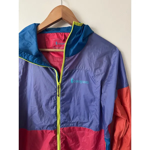Cotopaxi M Teca Women’s Zip Up Colorblock Rain Jacket - Image 2