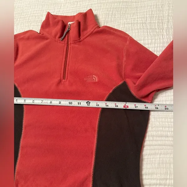 The North Face Long Sleeve 1/4 Zip Fleece - Size M - Image 9