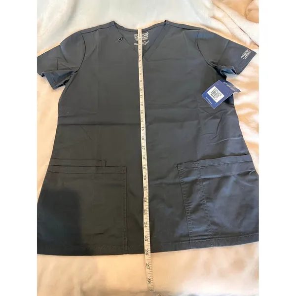 NWT: Cherokee Women Workwear Core Stretch V-Neck Scrub Top‎ - Image 5